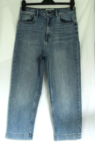 Fat face straight leg - leg, crop