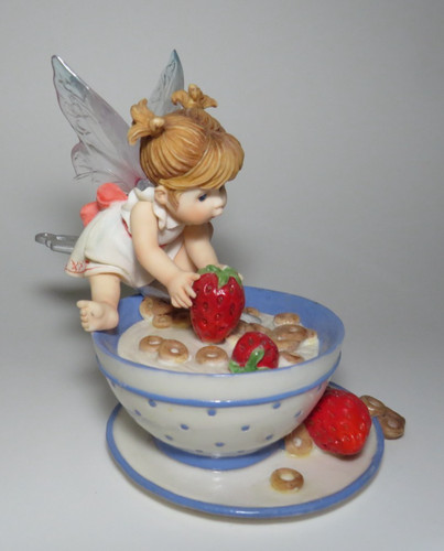Cereal fairie 2007 enesco - cereal,