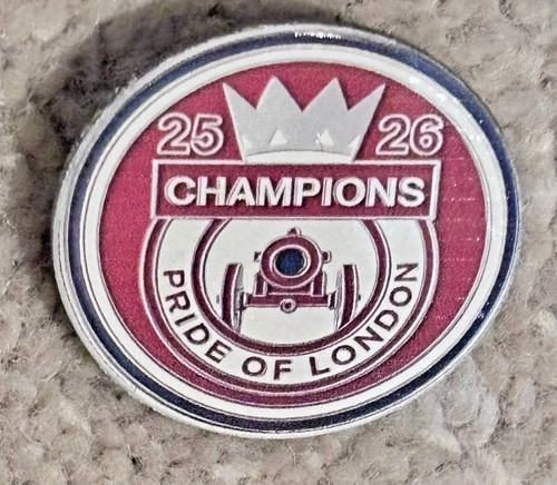Arsenal badges champions of - ,