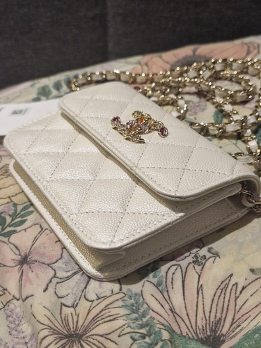 Chanel caviar quilted crystal - chanel,