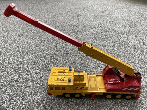 Tonka super kings mobile crane - tonka,