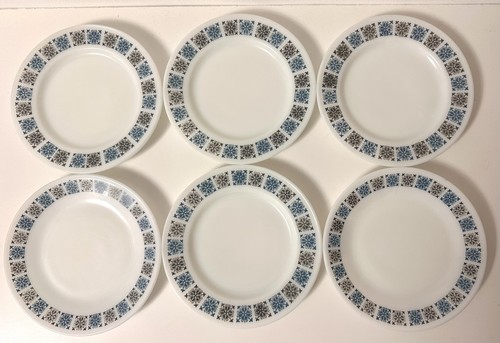 Six vintage 1960s - jaj, pyrex