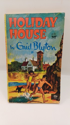 Holiday house enid blyton - house,