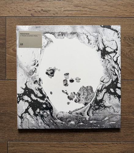 Radiohead moon shaped - moon, pool