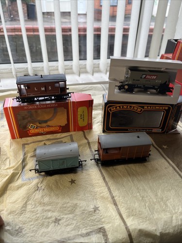 Four gauge model train - four,