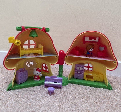Hello kitty mushroom house - kitty,