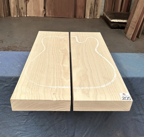 Swamp ash piece guitar body - ash,