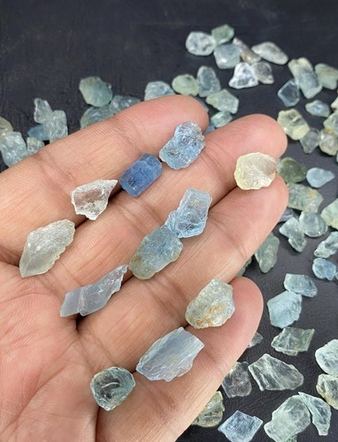 Natural aquamarine rough - natural,