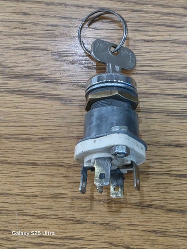 Jaguar type ignition switch - ,