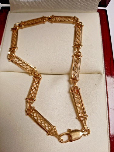 9ct gold intricate design - 9ct,