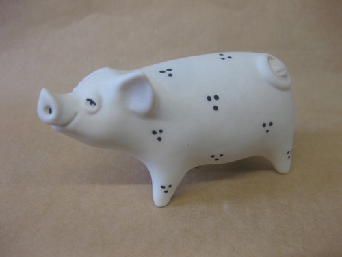 Porcelain pig figure - figure, ~