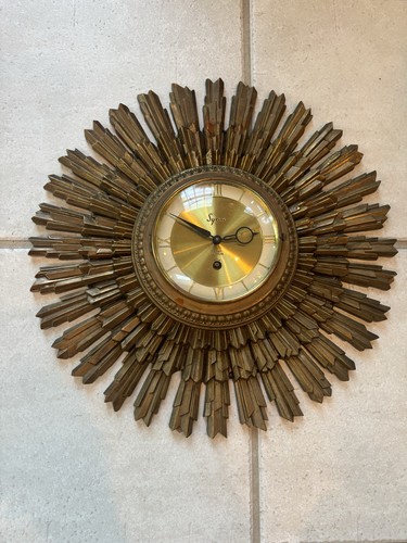 Syroco sunburst wall - 16’’,