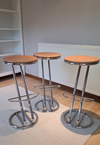 Stylish italian zed bar stools - stylish,