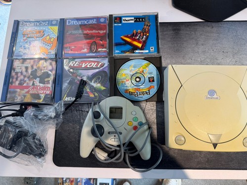 Sega dreamcast console bundle - dreamcast,