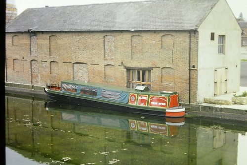 Devizes jubilee narrow boat - jubilee,