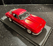 Chevrolet Corvette 1965 Maisto 1:18 Diecast Model Car, Metallic Red Unboxed