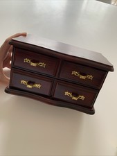 Vintage Style Retro Musical