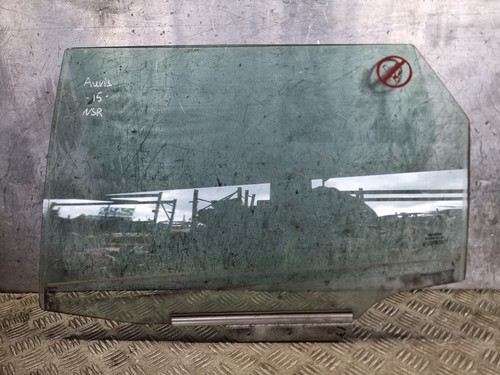 Toyota auris estate window - auris,