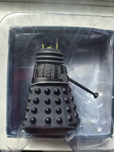 Doctor who figurine - doctor, collection