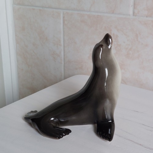 Vintage lomonosov lfz seal - lomonosov, sea