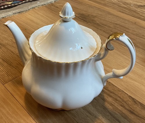 Vintage royal albert val - albert, ‘val