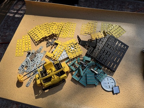 Vintage erector set - set, metal