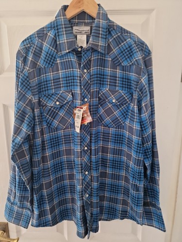 Mens new with tags wrangler - mens,