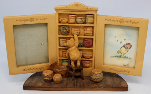 Disney classic winnie the pooh - winnie,