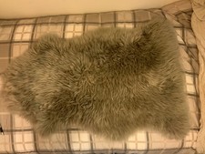 Hanlin  Genuine Sheepskin Rug Taupe