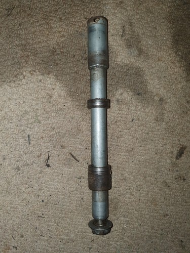 Vfr 800 rc46a front - 800, spindle
