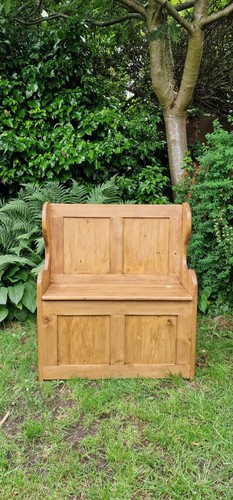 Small monks bench - settle, pew