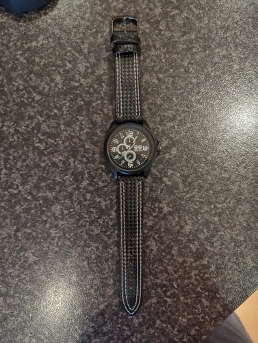 Crosshatch men watch used - watch,