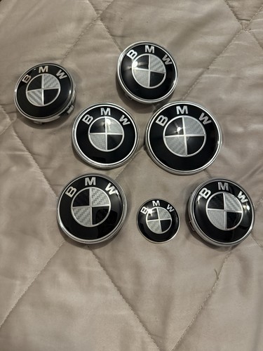 Bmw badges carbon 82mm - carbon, 2x