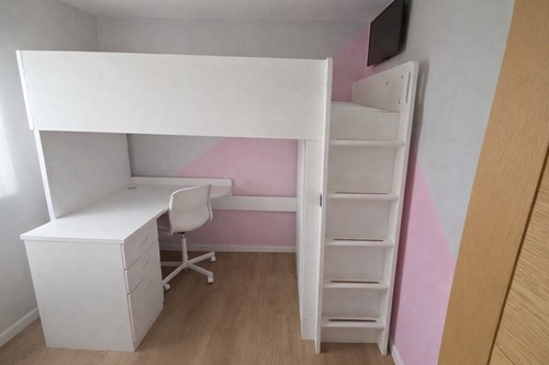 Modern sturdy white - white, loft-style