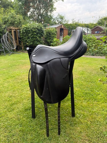 Thorowgood dressage saddle - thorowgood,