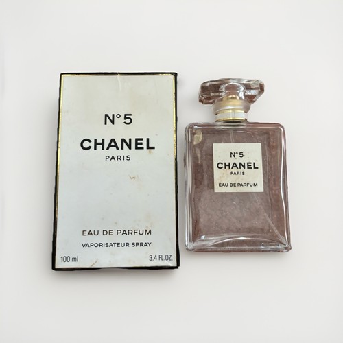 Chanel parfum empty - no,