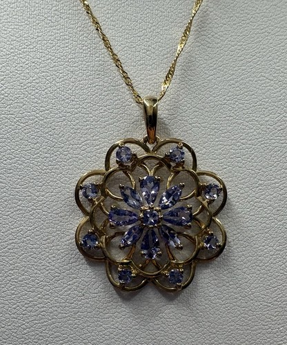 Beautiful 9ct gold tanzanite - gold,