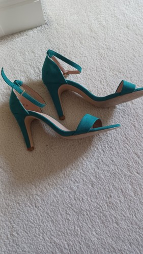 Ladies new look - new, wide