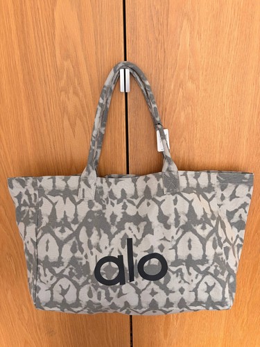 Alo yoga large tote bag - bag, tie