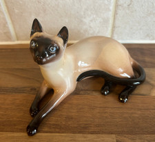 Vintage Royal Doulton Siamese Cat Figurine Model No HN2662 Nice Early Style