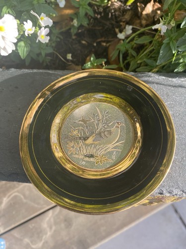 This vintage decorative - a,