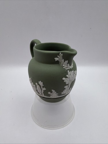 Wedgwood mini green jasperware - wedgwood,