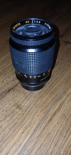 Mitakon 8 f - 1:2.8, f=135mm