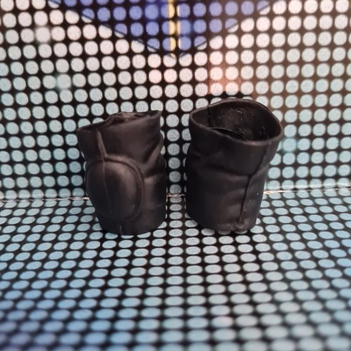 Large black mattel - elbow, pads
