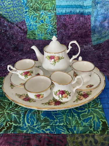 Beautiful little royal albert - beautiful,
