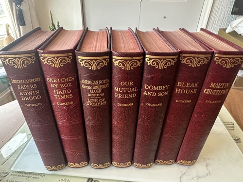 Charles dickens decorative - dickens, red