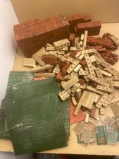 Vintage Rubber Minibrix Building System, Roofs, Doors Model Scenery /  Railway