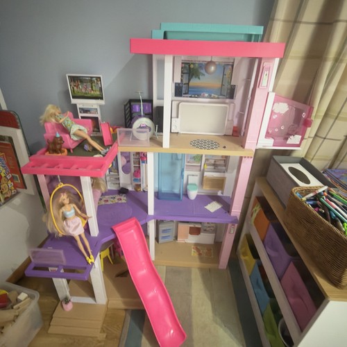 Barbie dream house with - barbie, dolls