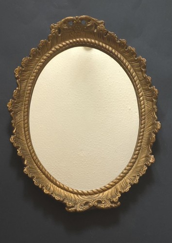 Ornate gilt oval - oval, frame