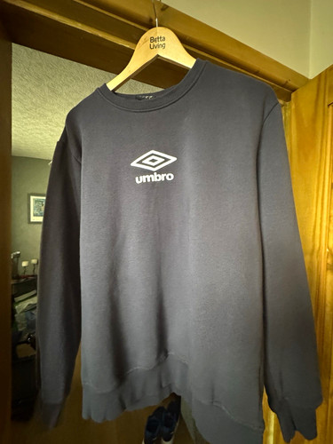 Umbro navy crew - neck, pullover